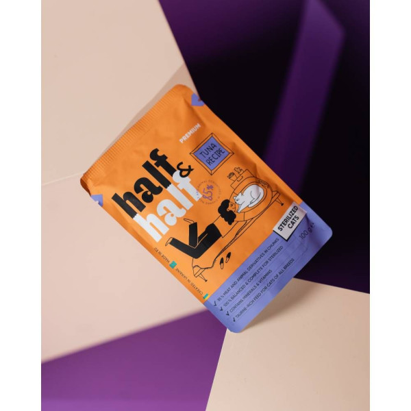 Вологий корм для котів Half&Half Sterilized pouch 100 г - тунець