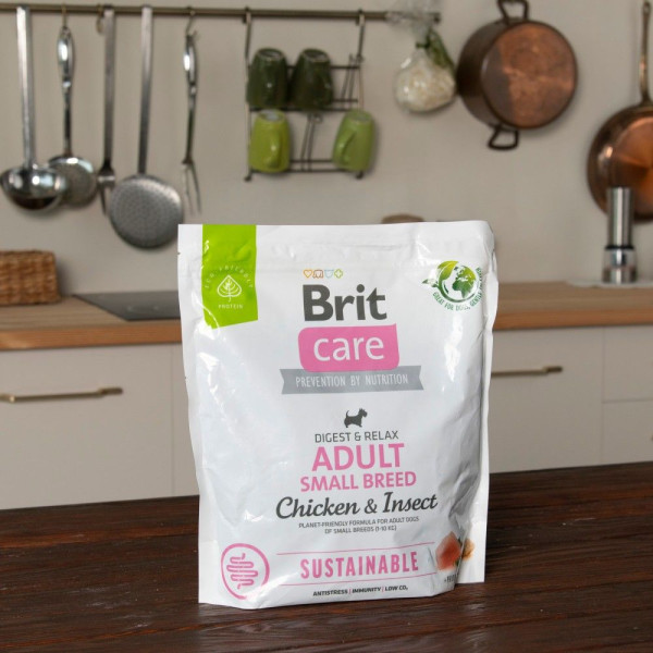 Сухий корм для собак Brit Care Dog Sustainable Adult Small Breed 1 кг - курка та комахи
