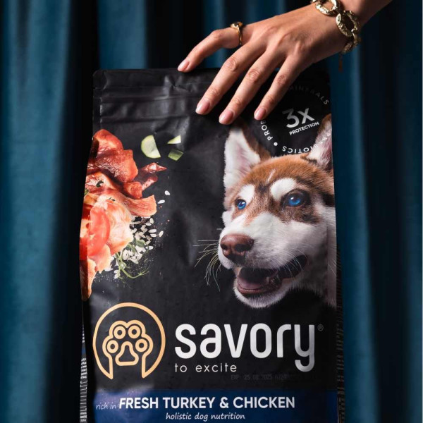 Сухий корм для цуценят Savory Junior Large 12 кг - індичка та курка